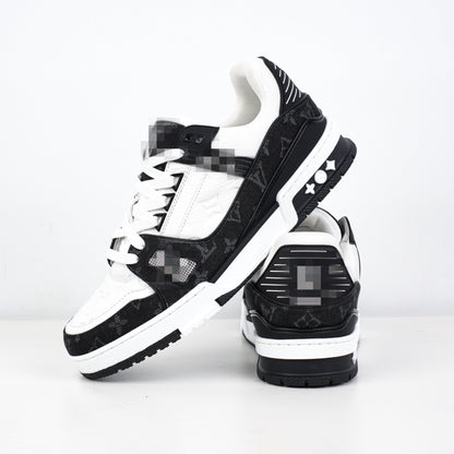 Vui Luxury Trainers (Black/White)
