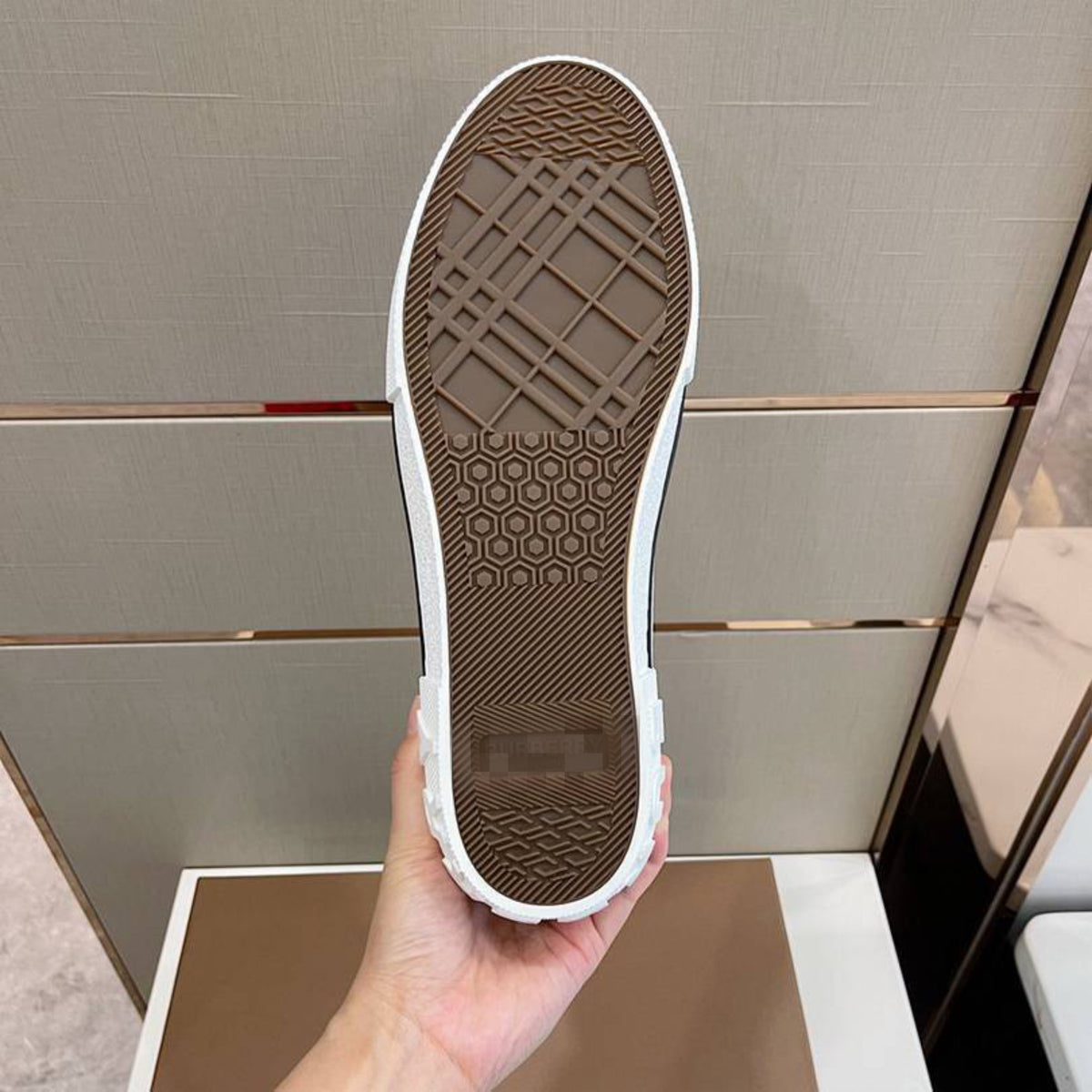 Bur Straps Luxury Shoes